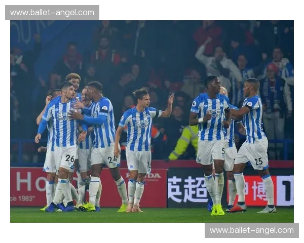 深入解析英甲足球联赛竞争格局与球队表现趋势发展前景分析