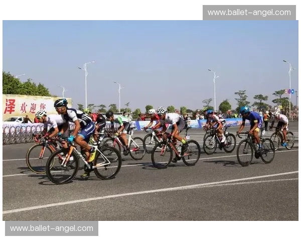 全球顶级洲际与国际赛事纵览 赛场激情点燃世界梦想